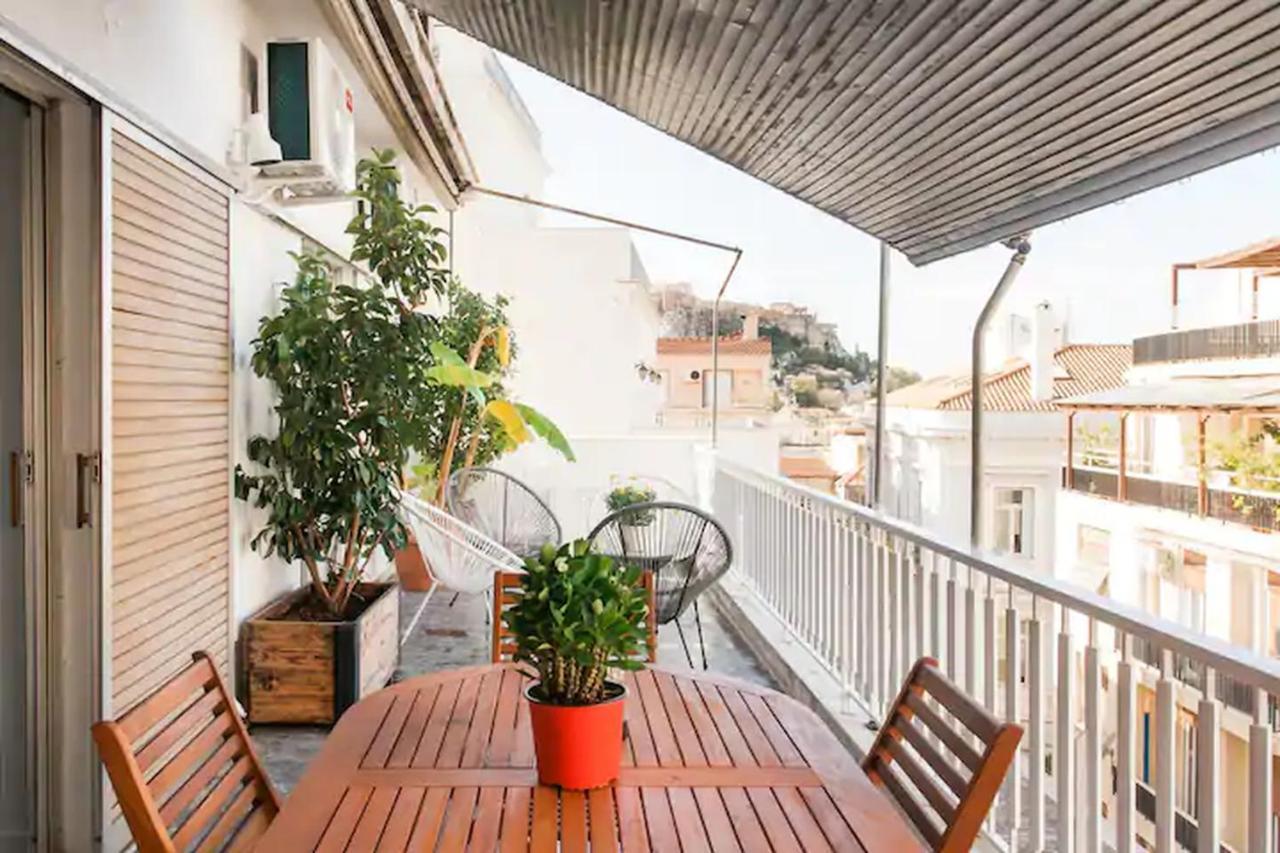 A Masterpiece In Plaka With Big Balcony And Acropolis View Apartment Athens Exterior photo