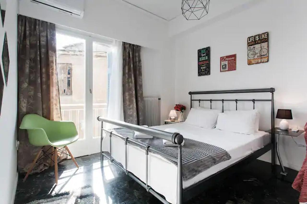 A Masterpiece In Plaka With Big Balcony And Acropolis View Apartment Athens Exterior photo