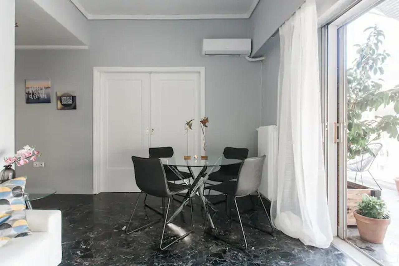 A Masterpiece In Plaka With Big Balcony And Acropolis View Apartment Athens Exterior photo