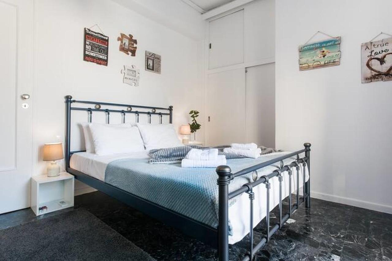 A Masterpiece In Plaka With Big Balcony And Acropolis View Apartment Athens Exterior photo